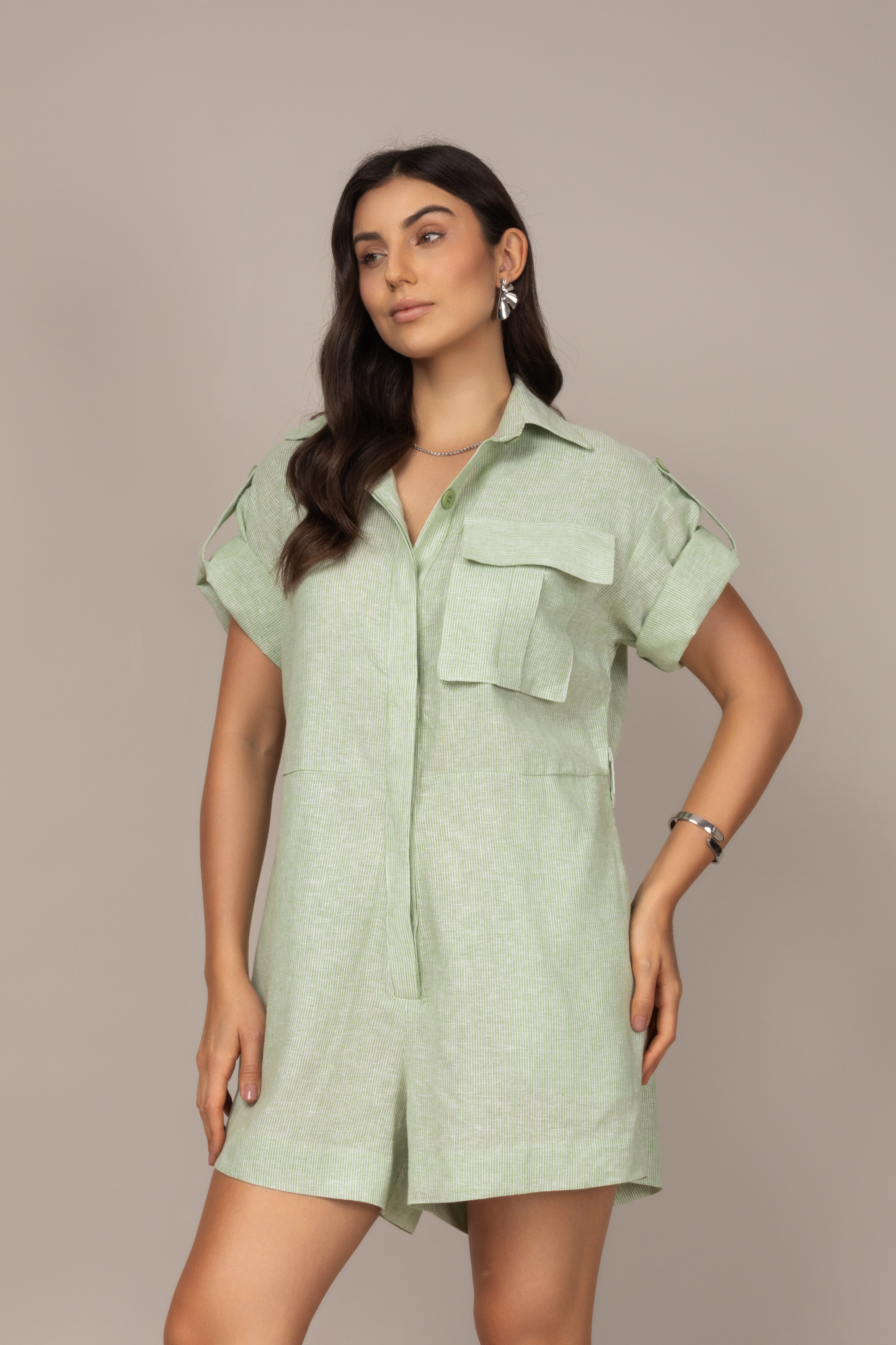 Macaquinho Camisa em Linho