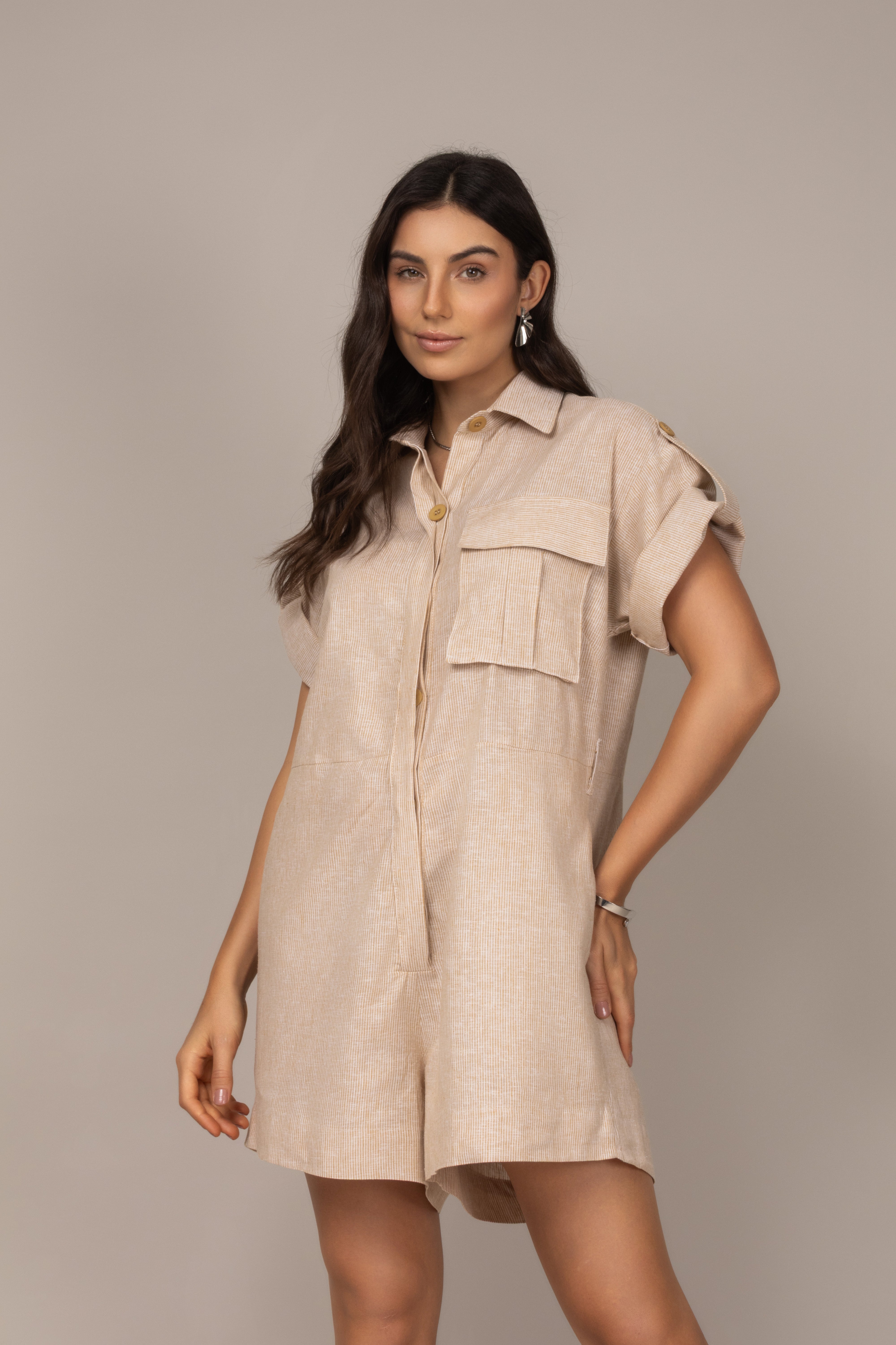 Macaquinho Camisa em Linho